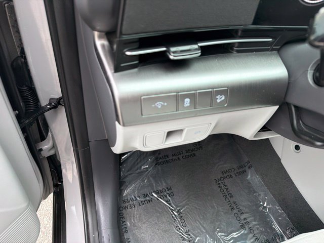 Used 2025 Hyundai Kona SEL AWD/4WD image 22