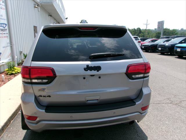 Certified 2021 Jeep Grand Cherokee Laredo X AWD/4WD image 10