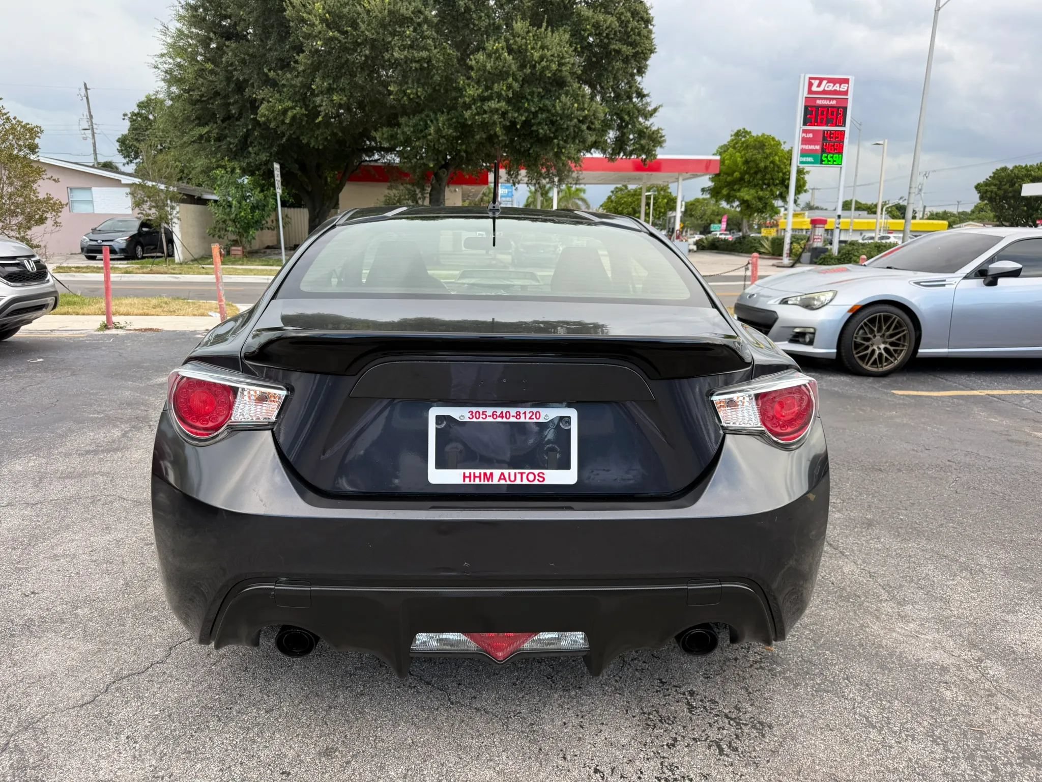 Used 2014 Scion FR-S RWD image 4