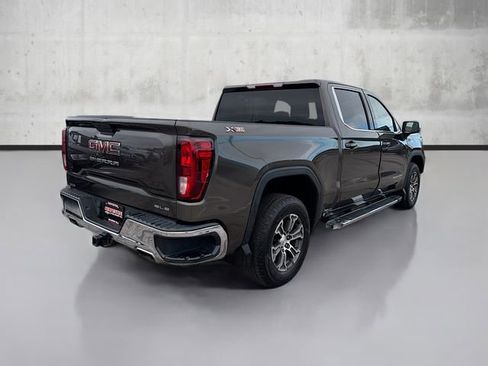 Used 2019 GMC Sierra 1500 SLE w/ SLE Value Package image 5
