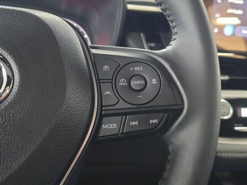 Used 2024 Toyota Corolla SE image 28