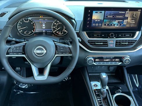 New 2025 Nissan Altima 2.5 SR w/ SR Premium Package image 16