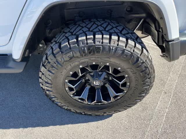Used 2021 Jeep Wrangler Unlimited Sahara w/ Cold Weather Group AWD/4WD image 13
