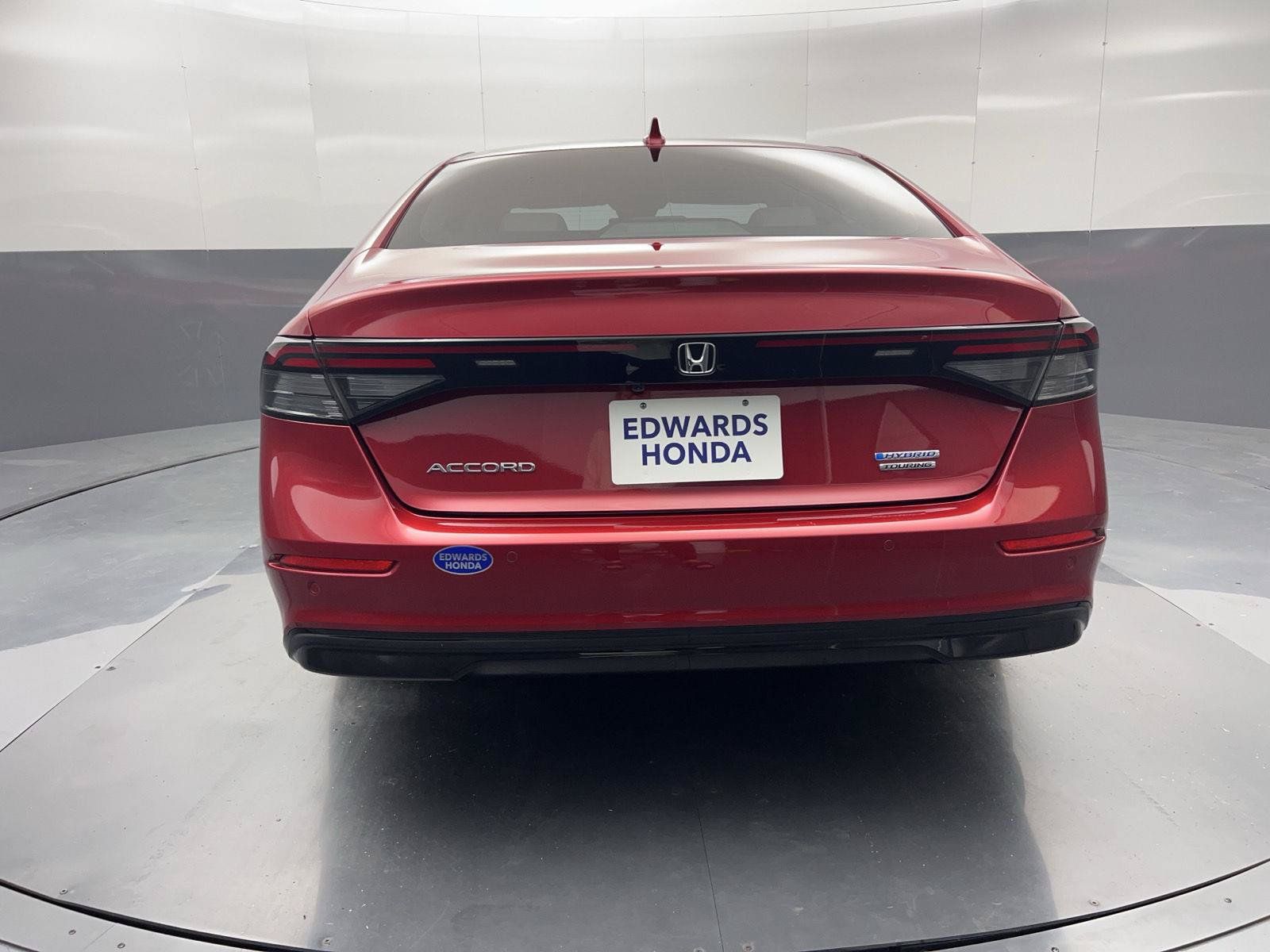 Used 2024 Honda Accord Touring image 31