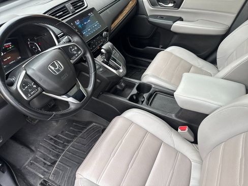 Used 2018 Honda CR-V Touring image 9