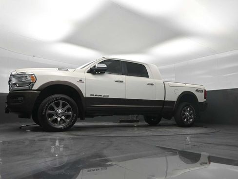 Used 2020 RAM 2500 Limited AWD/4WD image 38