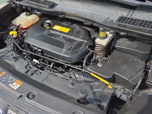 Used 2016 Ford Escape SE FWD image 20