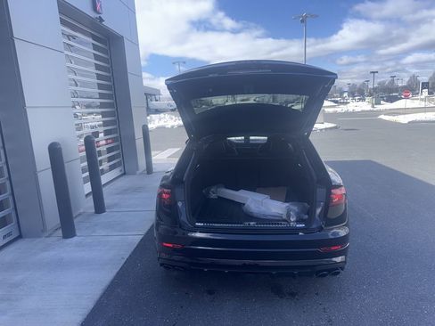 New 2026 Audi SQ8 Prestige image 35