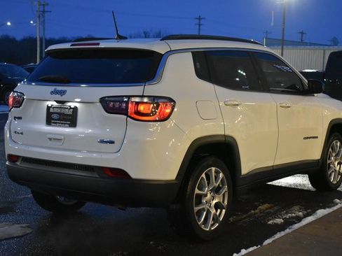 Used 2022 Jeep Compass Latitude w/ Sun and Sound Group image 6