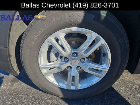 Certified 2023 GMC Terrain SLE w/ Driver Convenience Package FWD image 33