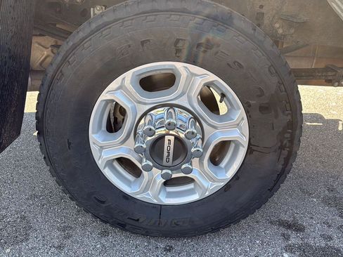 Used 2026 Ford F250 XLT AWD/4WD image 13