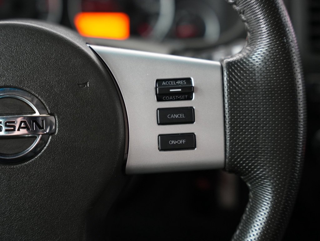 Used 2012 Nissan Pathfinder SV RWD image 13