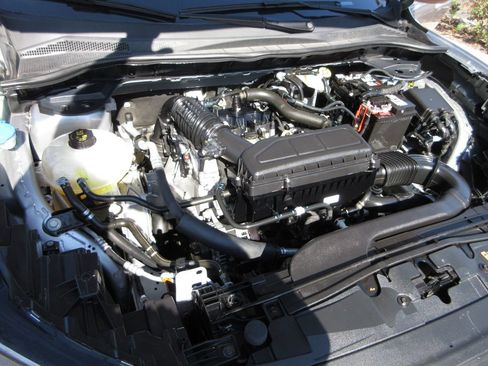 Certified 2023 Ford Escape ST-Line FWD image 28