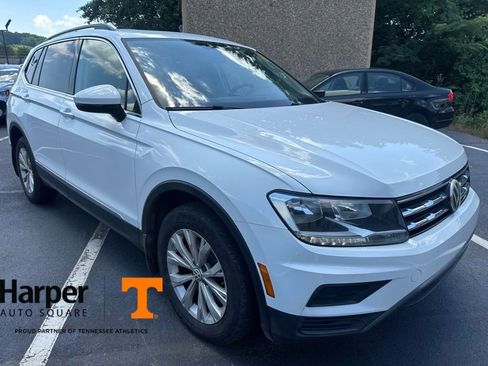 Used 2018 Volkswagen Tiguan SE w/ Panoramic Sunroof Package AWD/4WD image 6
