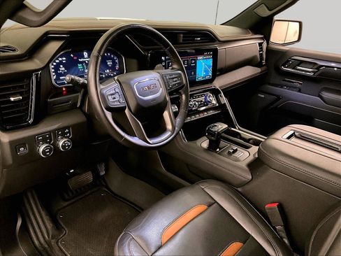 Used 2022 GMC Sierra 1500 AT4 w/ AT4 Preferred Package image 12