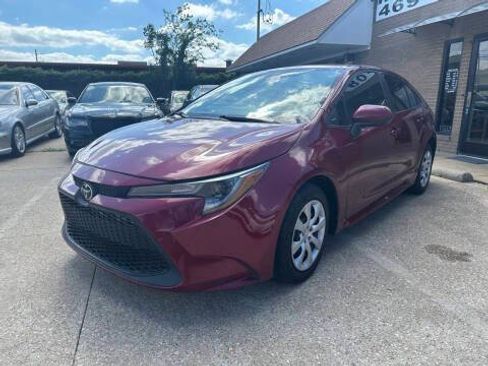 Used 2022 Toyota Corolla LE FWD image 1