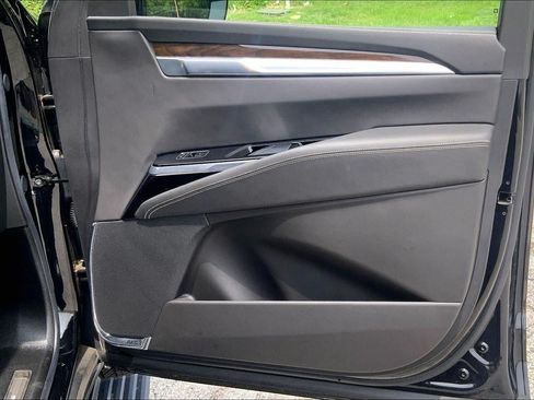 Certified 2025 Cadillac Escalade Sport Platinum AWD/4WD image 27