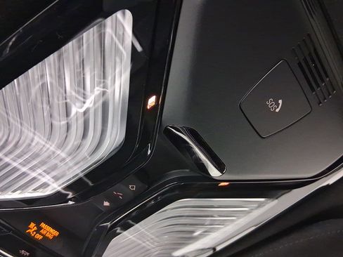 Certified 2022 BMW X7 M50i image 17