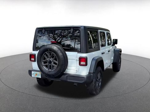 Used 2025 Jeep Wrangler Sport S image 14