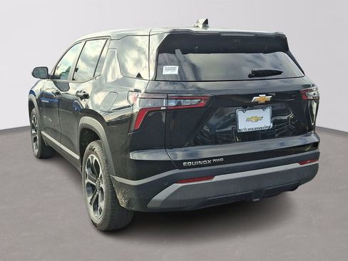 New 2026 Chevrolet Equinox LT w/ Convenience Package II image 3