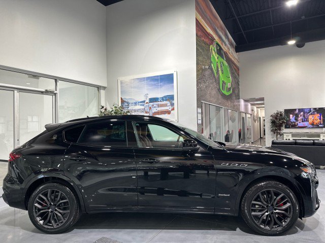 Used 2019 Maserati Levante GranSport AWD/4WD image 26