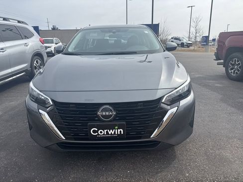 Used 2024 Nissan Sentra S image 9