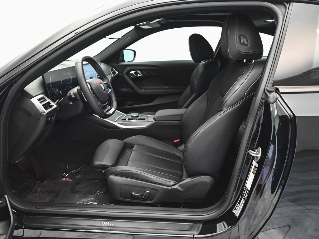 Used 2026 BMW 230i xDrive Coupe AWD/4WD image 31
