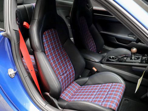 Certified 2026 Porsche 911 Carrera T RWD image 35