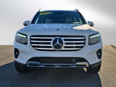 Used 2025 Mercedes-Benz GLB 250 GLB 250 image 9