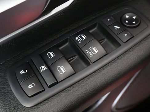 Used 2020 RAM 1500 Big Horn image 34