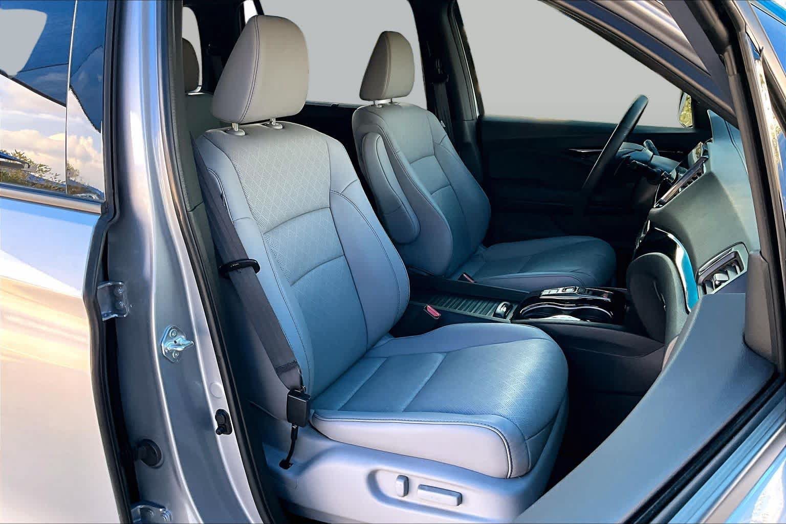 Used 2023 Honda Passport Elite image 9