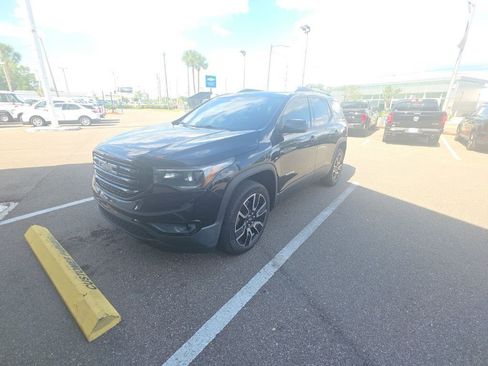 Used 2019 GMC Acadia SLT w/ Black Edition image 9