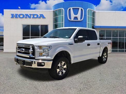 Used 2015 Ford F150 XLT AWD/4WD image 6