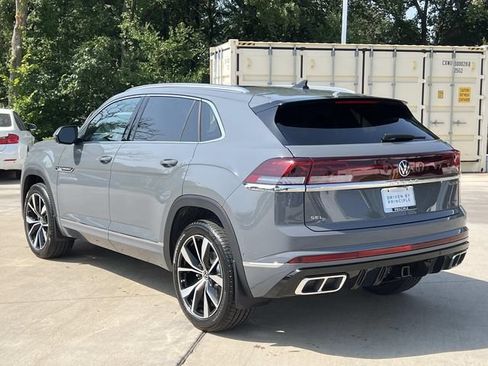 New 2026 Volkswagen Atlas Cross Sport SEL Premium R-Line AWD/4WD image 8
