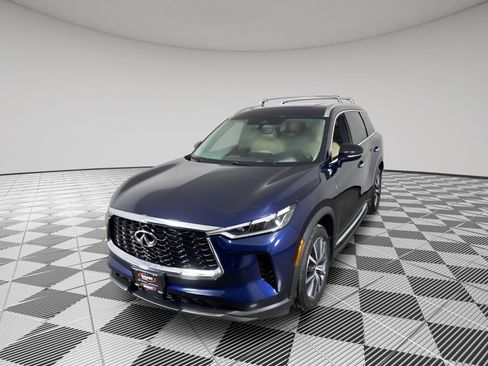 Used 2023 INFINITI QX60 Sensory w/ Vision Package image 10