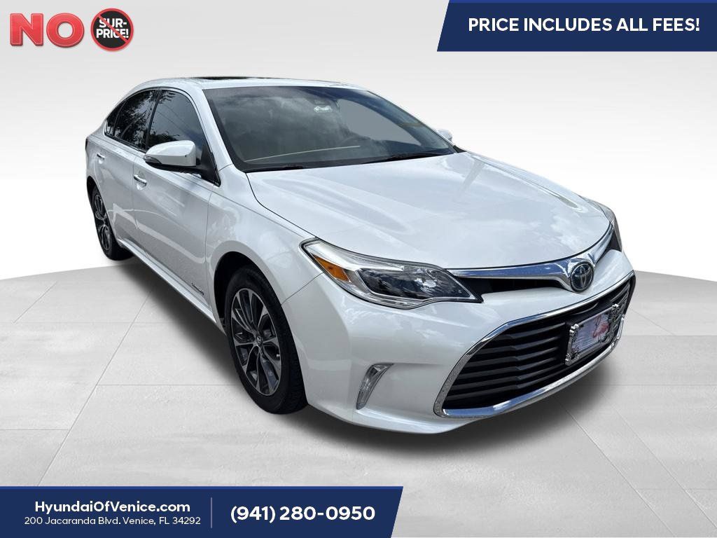 Used 2018 Toyota Avalon XLE Premium FWD image 1