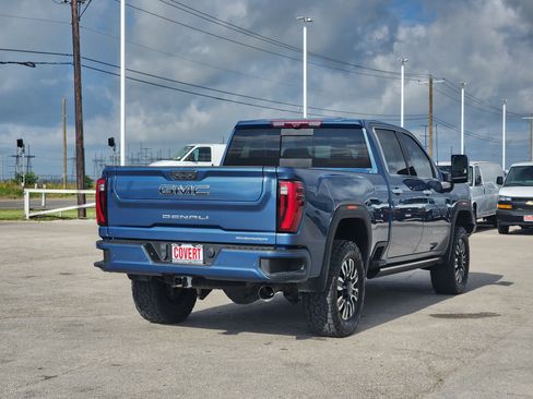 Used 2024 GMC Sierra 2500 Denali Ultimate AWD/4WD image 7
