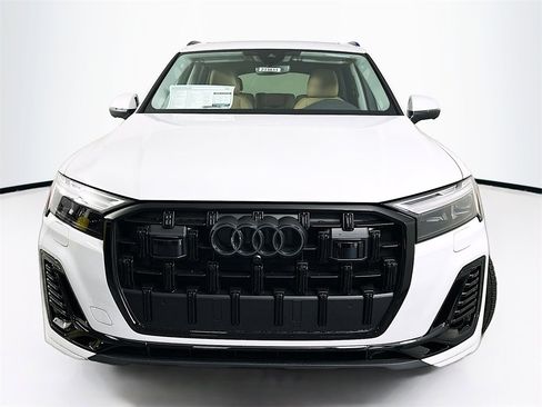 Used 2025 Audi Q7 3.0T Premium Plus image 5