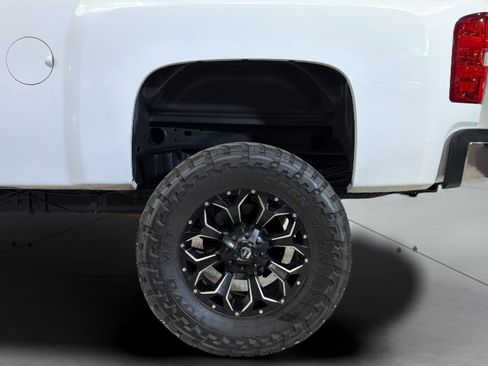 Used 2012 Chevrolet Silverado 2500 LTZ w/ LTZ Plus Package AWD/4WD image 37