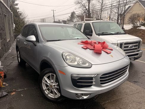 Used 2016 Porsche Cayenne image 4