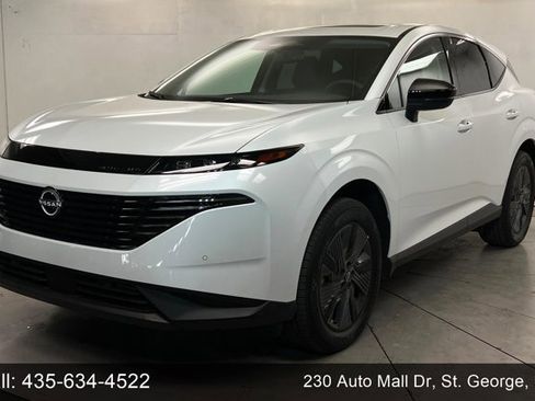 Used 2025 Nissan Murano SL AWD/4WD image 1