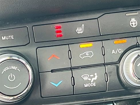 Used 2025 Dodge Durango GT w/ Blacktop Package image 20