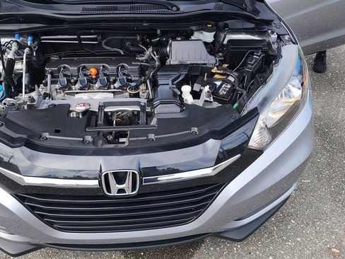 Used 2018 Honda HR-V LX image 16