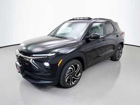 New 2026 Chevrolet TrailBlazer RS w/ Convenience Package FWD image 3