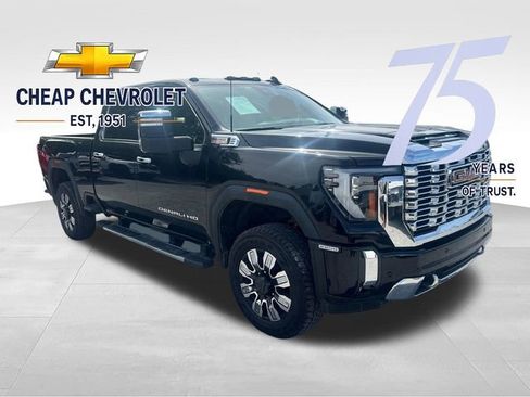 Used 2024 GMC Sierra 2500 Denali w/ Denali Reserve Package AWD/4WD image 8