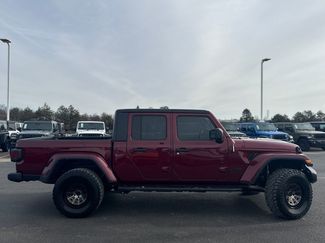 Used 2021 Jeep Gladiator Sport video 2