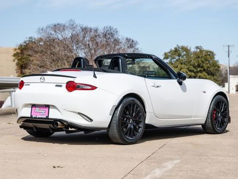 Used 2017 MAZDA MX-5 Miata Club w/ Brembo/BBS Package image 10