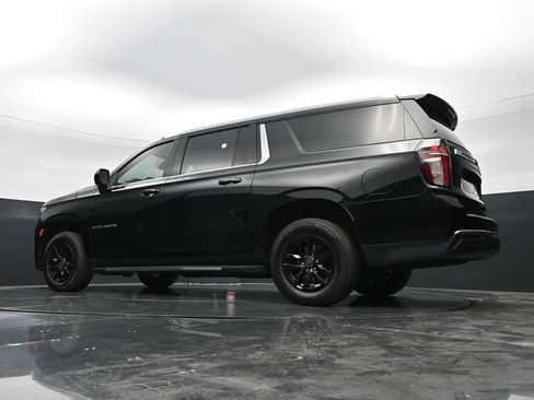 Used 2021 Chevrolet Suburban LT AWD/4WD image 54
