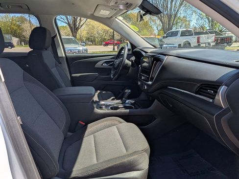 Used 2019 Chevrolet Traverse LT AWD/4WD image 18