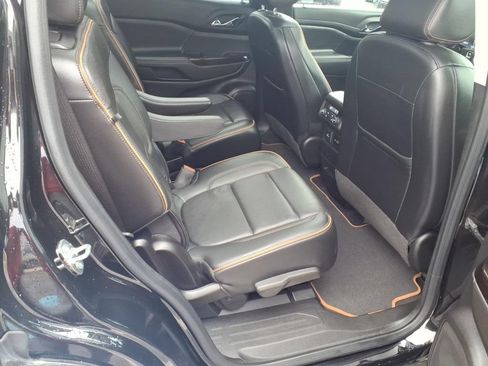 Used 2023 GMC Acadia AT4 w/ Technology Package AWD/4WD image 32